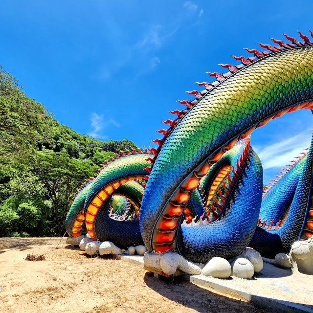 วัดถ้ำแจง (Wat Tham Chaeng) Photo 1 of 5