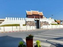 อนุสาวรีย์ท้าวสุรนารี (ย่าโม) (Thao Suranari Monument (Ya Mo)) Photo 3 of 5