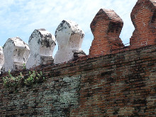 กำแพงเมืองเก่าลพบุรี (Old Lopburi City Wall) Photo 4 of 5